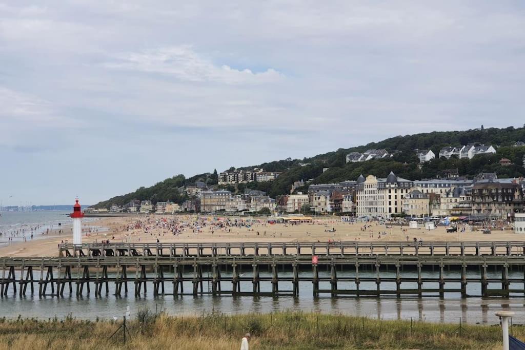 Le Cocooning-Studio Deauville Marina Avec Terrasse Vue Mer Et Plage Eksteriør bilde