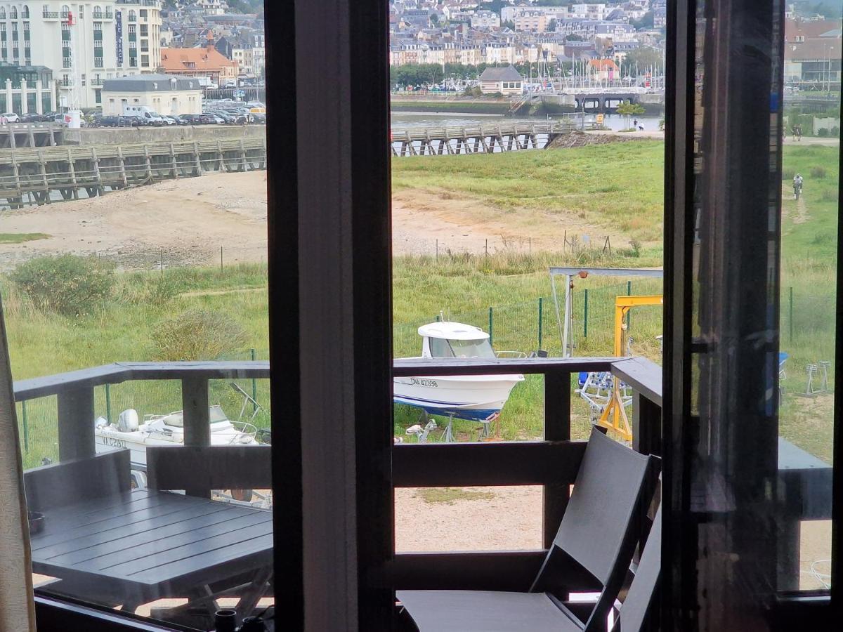 Le Cocooning-Studio Deauville Marina Avec Terrasse Vue Mer Et Plage Eksteriør bilde